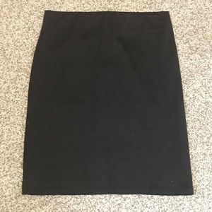⛔️SOLD⛔️Black Bodycon Skirt
